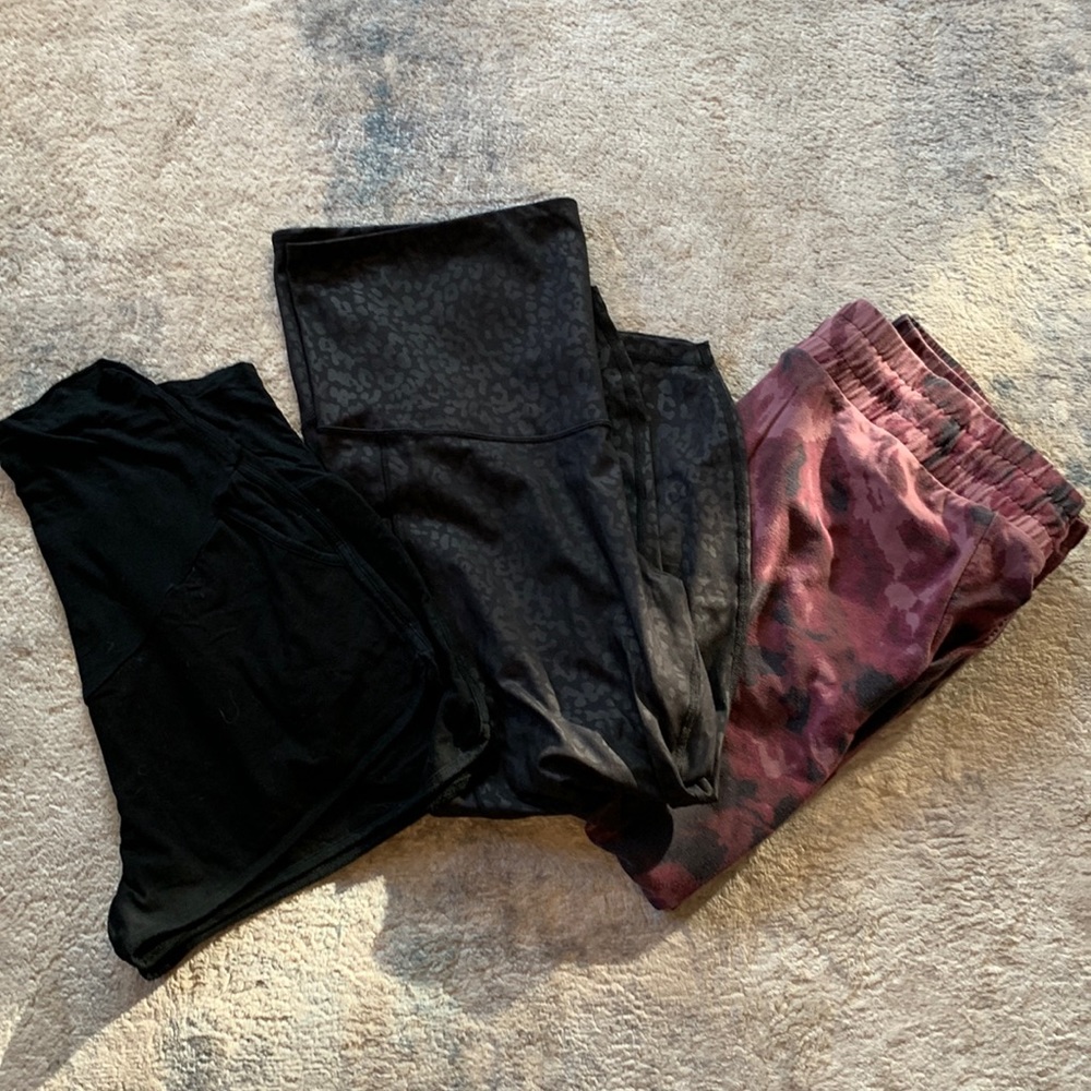 Lot of Casual Maternity Bottoms